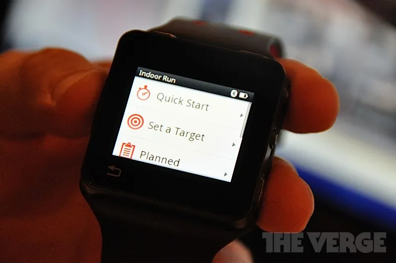Motorola MotoACTV hands-on pictures