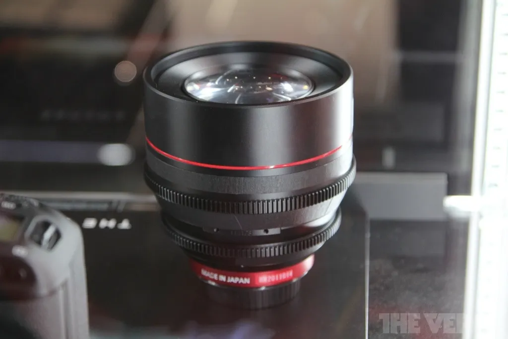 Canon 4K DSLR prototype pictures