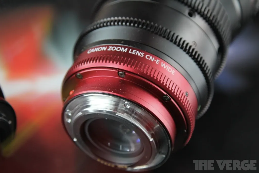 Canon 4K DSLR prototype pictures